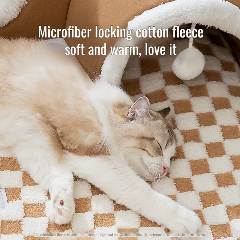 Michi’s Peek-A-Boo Tunnel Villa